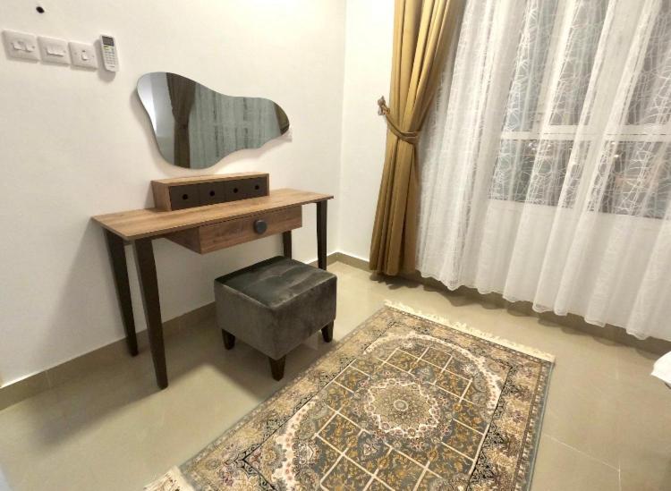 Apartamento Alhamra Horizons Al Ḩamrāʼ Exterior foto