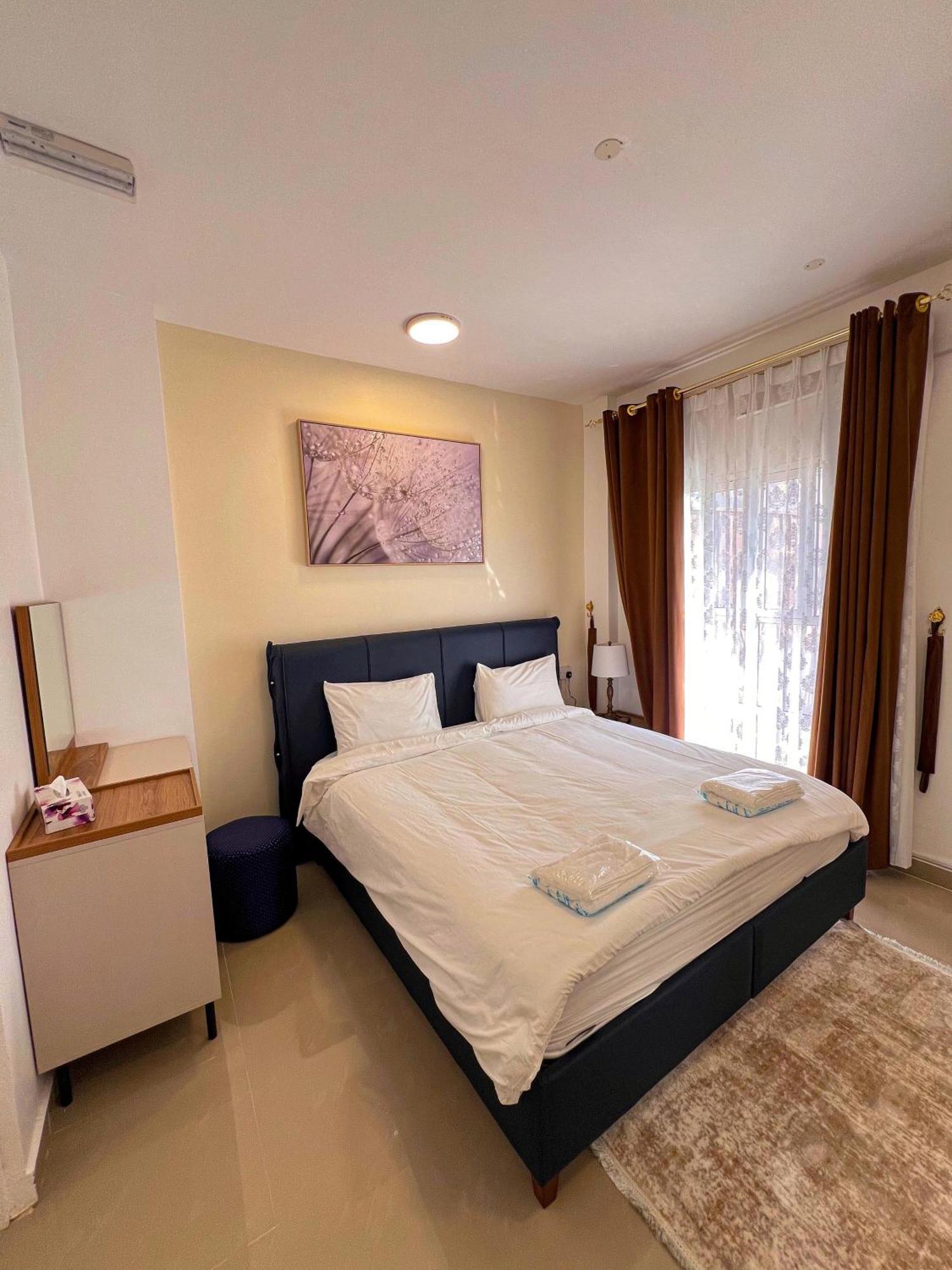 Apartamento Alhamra Horizons Al Ḩamrāʼ Exterior foto